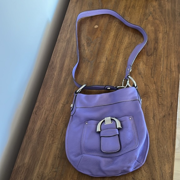 B Makowsky Purple Leather Purse - Picture 2 of 4